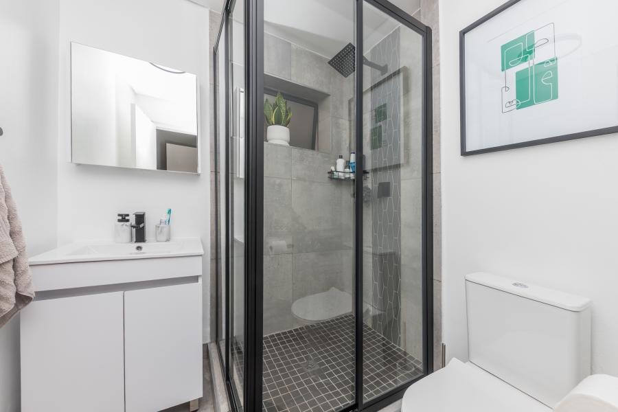 2 Bedroom Property for Sale in Cape Town City Centre Western Cape